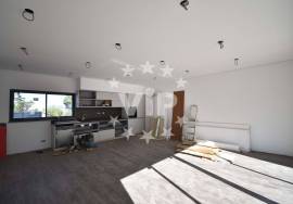 ALBUFEIRA- NEW SEMI-DETACHED 3 BEDROOM HOUSE