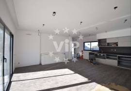ALBUFEIRA- NEW SEMI-DETACHED 3 BEDROOM HOUSE