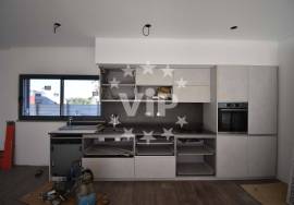 ALBUFEIRA- NEW SEMI-DETACHED 3 BEDROOM HOUSE