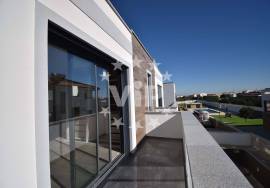 ALBUFEIRA- NEW SEMI-DETACHED 3 BEDROOM HOUSE