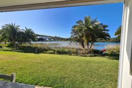 Luxury 3 Bed Villa For Sale in Port Edward South