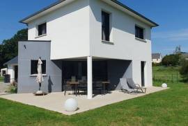 Contemporary Detached House