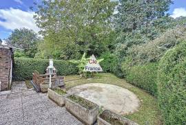 Superb Longere Style Property with Mature Garden
