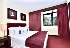 REAL RIGHTS OF PERIODIC HOUSING
Magnificent opportunity to become the owner of a week's holiday in one of the best hotels in Cascais, where you can enjoy the sun, the sea and the sound of the waves at any time of the day