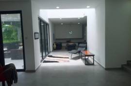 Stunning 5 Bed Villa For Sale in Manglaralto Montanita