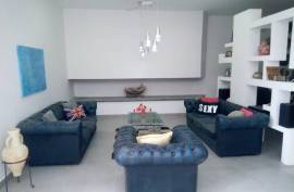 Stunning 5 Bed Villa For Sale in Manglaralto Montanita