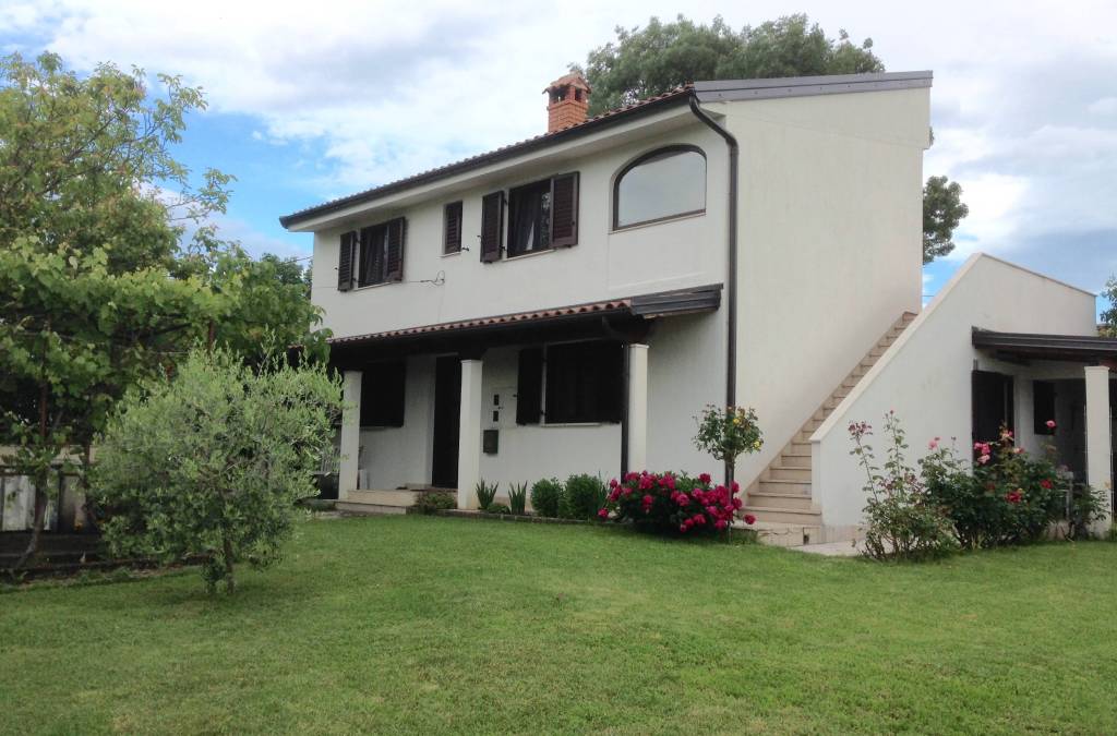 Lovely Property in Istria near border of Slovenia