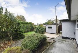 2 bedroom, Bungalow for sale