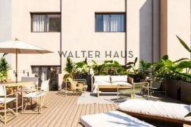 Building for sale completely renovated in El Clot, Barcelona
