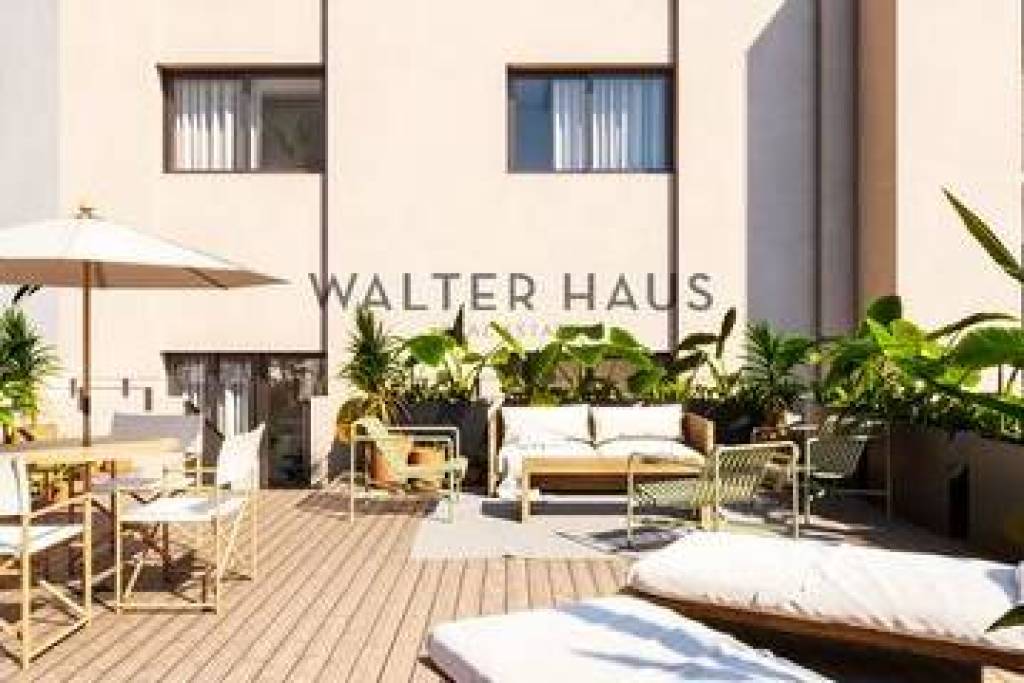 Building for sale completely renovated in El Clot, Barcelona