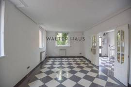 Detached villa for sale with garden, garage and terrace in Ciudad Jardín, Madrid