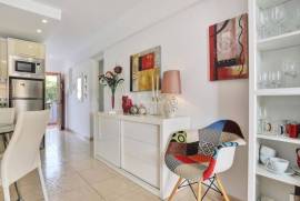 1 Bedroom Apartment In Los Geranios Complex For Sale In San Eugenio LP13172