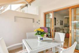 1 Bedroom Apartment In Los Geranios Complex For Sale In San Eugenio LP13172
