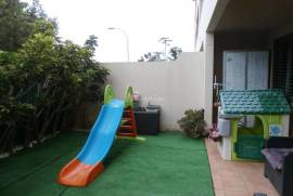 2 Bedroom Apartment For Sale In Playa Paraiso LP23841