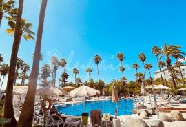 1 Bedroom Apartment In Altamira complex For Sale In Bahia Del Duque LP13173
