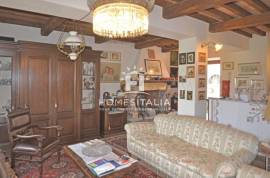 Historic renovated house with panoramic views