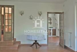 Villa with garden and panoramic terrace