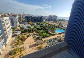 Renovated penthouse with incredible views