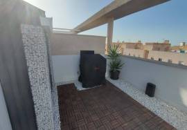 Renovated penthouse with incredible views