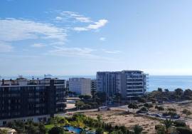 Renovated penthouse with incredible views