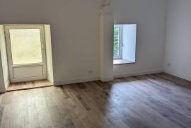 Recently Renovated House with Garden