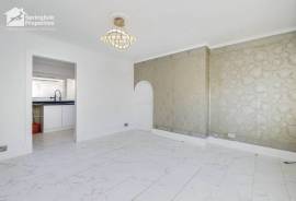 3 bedroom, Terraced House for sale