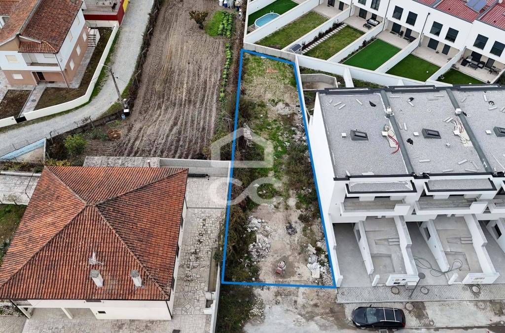 Plot for construction of a two-storey townhouse