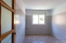 3 bedroom townhouse with terrace for sale in the centre of Periana.