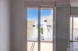 3 bedroom townhouse with terrace for sale in the centre of Periana.