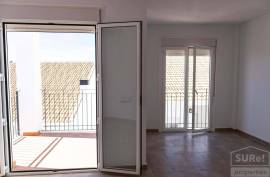 3 bedroom townhouse with terrace for sale in the centre of Periana.