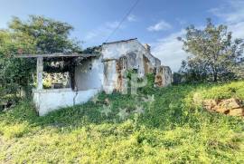 OLHÃO - LAND WITH RUIN FOR CONSTRUCTION - BRANCANES