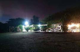 BOBBYS Beach House – Commercial Beach Property For Sale In Lugait
