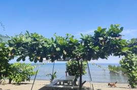 BOBBYS Beach House – Commercial Beach Property For Sale In Lugait