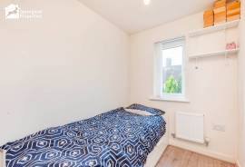 3 bedroom, End of terrace house for sale