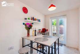 3 bedroom, End of terrace house for sale