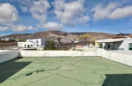 4 Bedroom House For Sale