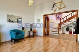 4 Bedroom House For Sale