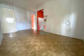 3 Bedroom Apartment Laranjeiro 3 Bedroom Apartment Laranjeiro