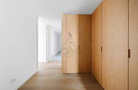 Luxury 3 Bedroom Apartment for Sale in Portimão – Top Floor with Large Balconies and Pool in Portimão Luxury 3 Bedroom Apartment for Sale in Portimão – Top Floor with Large Balconies and Pool in Portimão