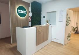 Annual rental Ground floor shop with 151 m2 in Armação de Pêra Annual rental Ground floor shop with 151 m2 in Armação de Pêra