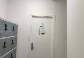 Annual rental Ground floor shop with 151 m2 in Armação de Pêra Annual rental Ground floor shop with 151 m2 in Armação de Pêra