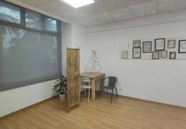 Annual rental Ground floor shop with 151 m2 in Armação de Pêra Annual rental Ground floor shop with 151 m2 in Armação de Pêra