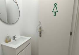 Annual rental Ground floor shop with 151 m2 in Armação de Pêra Annual rental Ground floor shop with 151 m2 in Armação de Pêra