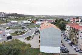 Apartamento T2 Remodelado em Leiria com Arrecadação Apartamento T2 Remodelado em Leiria com Arrecadação