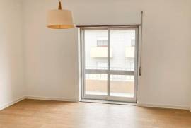 Apartamento T2 Remodelado em Leiria com Arrecadação Apartamento T2 Remodelado em Leiria com Arrecadação