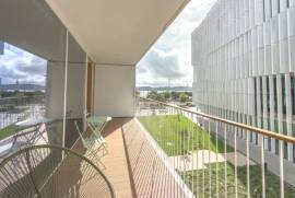 Apartamento T3 de Luxo em Lisboa com Garagem