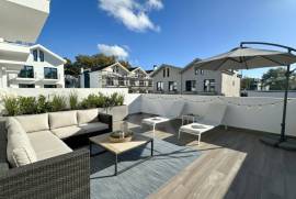 Moradia T4 + 1 em Condomínio Exclusivo em São Pedro do Estoril Moradia T4 + 1 em Condomínio Exclusivo em São Pedro do Estoril