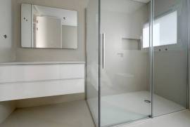 Moradia T4 + 1 em São Pedro do Estoril a 5 Minutos da Praia