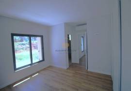 2+1 bedroom villa with garage 5 min. of Ferragudo Beaches 2+1 bedroom villa with garage 5 min. of Ferragudo Beaches