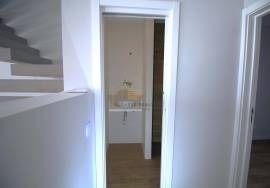 2+1 bedroom villa with garage 5 min. of Ferragudo Beaches 2+1 bedroom villa with garage 5 min. of Ferragudo Beaches